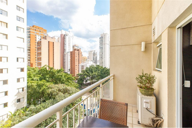Imagem Apartamento com 1 Quarto à Venda, 43 m² em Moema - São Paulo