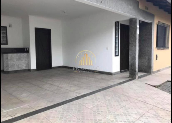 Imagem Casa com 3 Quartos à Venda, 128 m² em Centro - Balneário Camboriú