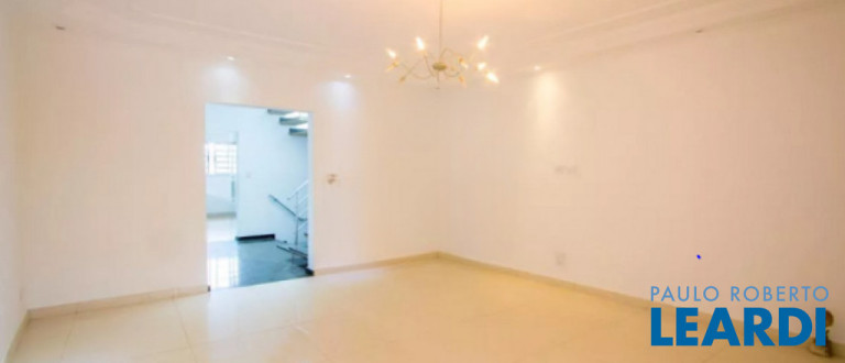 Imagem Sobrado com 4 Quartos à Venda, 350 m² em Bela Vista - Santo André Imagem Sobrado com 4 Quartos à Venda, 350 m² em Bela Vista - Santo André