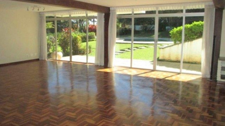 Imagem Casa com 4 Quartos à Venda, 690 m² em Pousada Dos Bandeirantes - Carapicuíba Imagem Casa com 4 Quartos à Venda, 690 m² em Pousada Dos Bandeirantes - Carapicuíba
