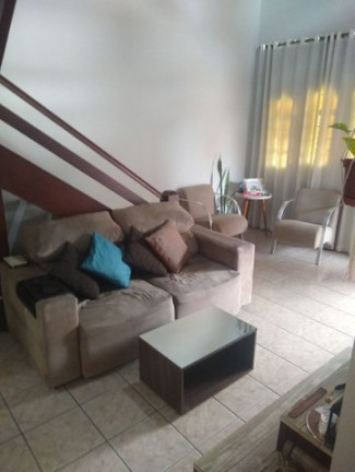 Imagem Imóvel com 2 Quartos à Venda, 180 m² em Jardim Brasil - Caraguatatuba
