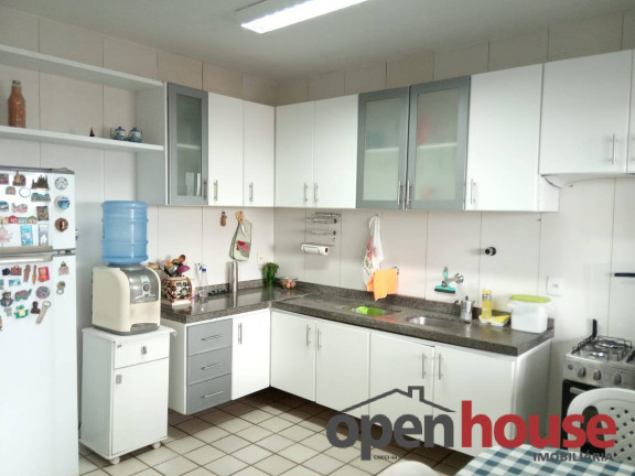 Imagem Apartamento com 3 Quartos à Venda, 186 m² em Candelária - Natal