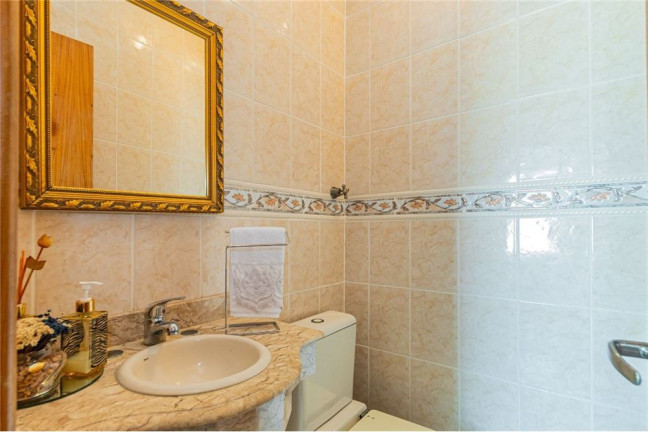 Imagem Imóvel com 3 Quartos à Venda, em Menino Deus - Porto Alegre Imagem Imóvel com 3 Quartos à Venda, em Menino Deus - Porto Alegre