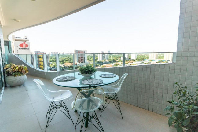 Apartamento com 3 Quartos à Venda, 164 m² em Guararapes - Fortaleza