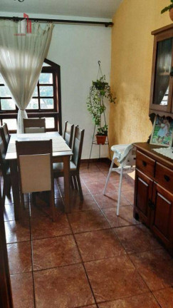 Imagem Casa com 3 Quartos à Venda, 200 m² em Horto Florestal - São Paulo Imagem Casa com 3 Quartos à Venda, 200 m² em Horto Florestal - São Paulo