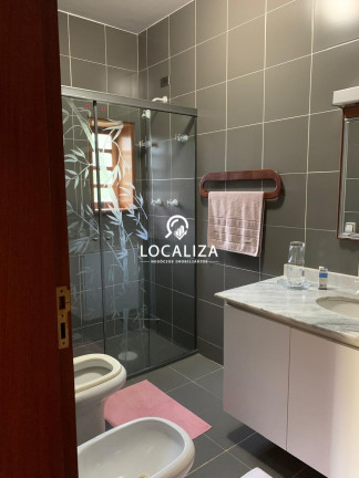Imagem Casa com 3 Quartos à Venda, 235 m² em Vila Inglesa - Campos Do Jordão Imagem Casa com 3 Quartos à Venda, 235 m² em Vila Inglesa - Campos Do Jordão