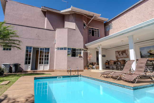 Imagem Casa com 3 Quartos à Venda, 352 m² em Mossunguê - Curitiba