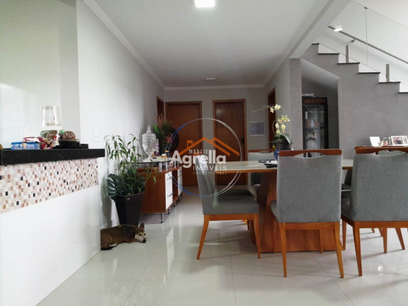 Imagem Imóvel com 3 Quartos à Venda, 198 m² em Residencial Jacarandá - Engenheiro Coelho Imagem Imóvel com 3 Quartos à Venda, 198 m² em Residencial Jacarandá - Engenheiro Coelho