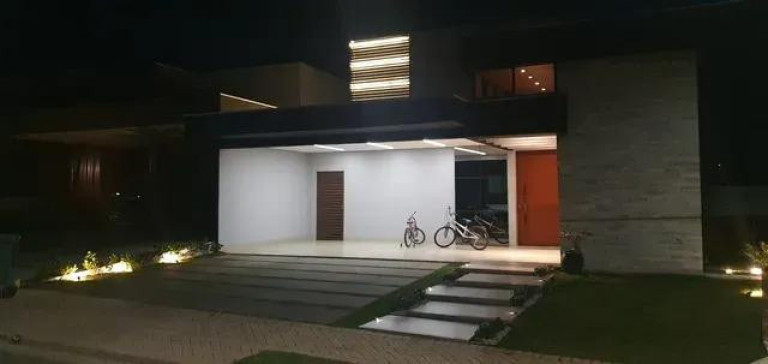 Imagem Casa com 4 Quartos à Venda, 255 m² em Condomínio Florais Itália - Cuiabá Imagem Casa com 4 Quartos à Venda, 255 m² em Condomínio Florais Itália - Cuiabá