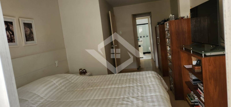 Imagem Cobertura com 3 Quartos à Venda, 180 m² em Copacabana - Rio De Janeiro Imagem Cobertura com 3 Quartos à Venda, 180 m² em Copacabana - Rio De Janeiro