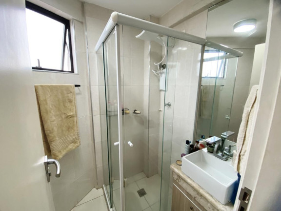 Imagem Apartamento com 2 Quartos à Venda, 79 m² em Embaré - Santos