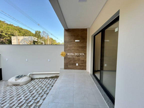 Imagem Casa com 2 Quartos à Venda, 140 m² em Sertãozinho - Bombinhas