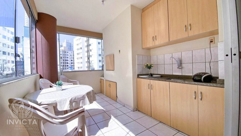 Imagem Apartamento com 2 Quartos à Venda, 98 m² em Centro - Balneário Camboriú