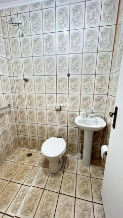 Imagem Casa com 3 Quartos à Venda, 130 m²