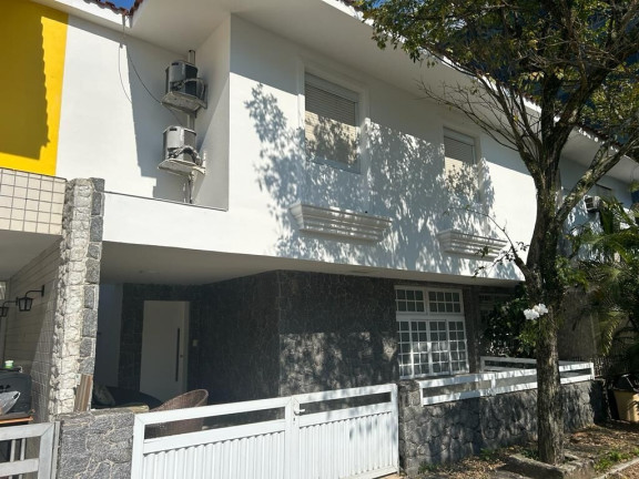 Imagem Casa com 3 Quartos à Venda, 155 m² em Aparecida - Santos Imagem Casa com 3 Quartos à Venda, 155 m² em Aparecida - Santos