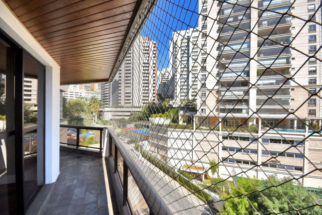Imagem Imóvel com 4 Quartos à Venda, em Vila Suzana - São Paulo Imagem Imóvel com 4 Quartos à Venda, em Vila Suzana - São Paulo
