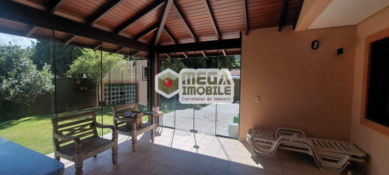 Imagem Casa com 5 Quartos à Venda, 450 m² em Lagoa Da Conceição - Florianópolis Imagem Casa com 5 Quartos à Venda, 450 m² em Lagoa Da Conceição - Florianópolis