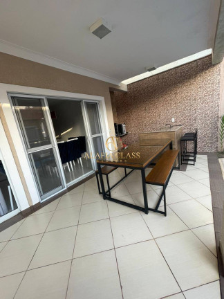 Imagem Casa com 3 Quartos à Venda, 250 m² em Pitas - Cotia Imagem Casa com 3 Quartos à Venda, 250 m² em Pitas - Cotia
