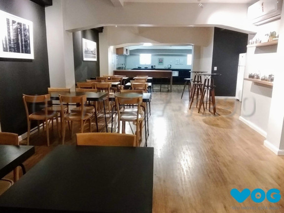 Imagem Imóvel com 1 Quarto à Venda, 23 m² em Centro Histórico - Porto Alegre Imagem Imóvel com 1 Quarto à Venda, 23 m² em Centro Histórico - Porto Alegre