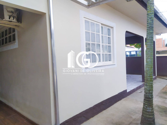 Imagem Casa com 3 Quartos à Venda, 170 m² em Centro - Laguna