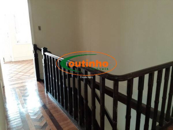 Imagem Casa com 5 Quartos à Venda, 169 m² em Tijuca - Rio De Janeiro Imagem Casa com 5 Quartos à Venda, 169 m² em Tijuca - Rio De Janeiro