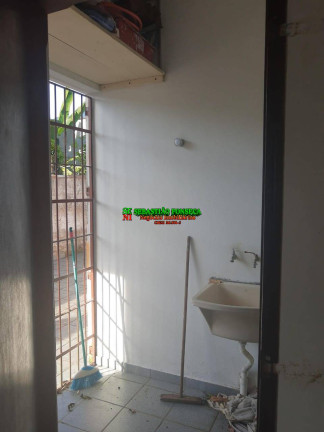Imagem Casa com 2 Quartos à Venda, 375 m² em Massaguaçu - Caraguatatuba Imagem Casa com 2 Quartos à Venda, 375 m² em Massaguaçu - Caraguatatuba