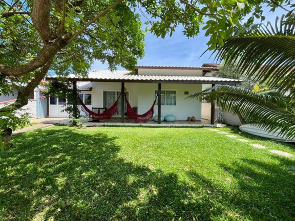 Imagem Casa com 3 Quartos à Venda, 160 m² em Salinas - Balneário Barra Do Sul Imagem Casa com 3 Quartos à Venda, 160 m² em Salinas - Balneário Barra Do Sul