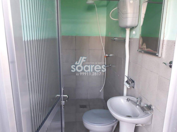 Imagem Sobrado com 3 Quartos à Venda, 115 m² em Laranjal - Pelotas