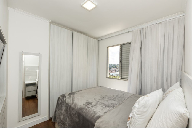 Imagem Imóvel com 2 Quartos à Venda, 50 m² em Capão Redondo - São Paulo