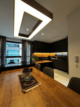 Imagem Apartamento com 3 Quartos à Venda, 117 m² em Meia Praia - Itapema Imagem Apartamento com 3 Quartos à Venda, 117 m² em Meia Praia - Itapema
