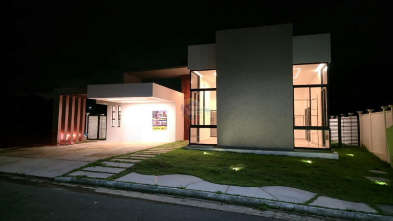 Imagem Casa com 4 Quartos à Venda, 510 m² em Tarumã - Manaus Imagem Casa com 4 Quartos à Venda, 510 m² em Tarumã - Manaus