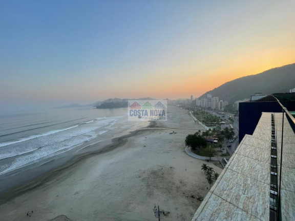 Imagem Apartamento com 3 Quartos para Alugar, 140 m² em José Menino - Santos