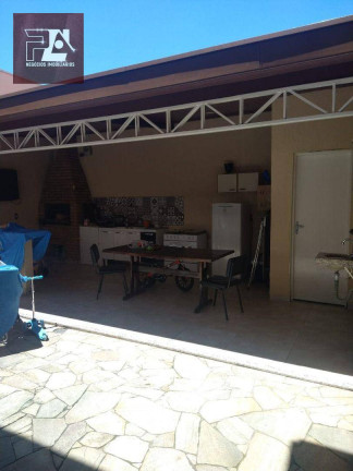 Imagem Sobrado com 6 Quartos à Venda, 230 m² em Jardim ícaro - Guaratinguetá Imagem Sobrado com 6 Quartos à Venda, 230 m² em Jardim ícaro - Guaratinguetá