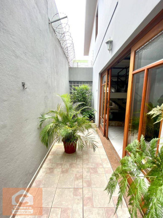 Imagem Sobrado com 3 Quartos à Venda, 180 m² em Vila Santa Catarina - São Paulo Imagem Sobrado com 3 Quartos à Venda, 180 m² em Vila Santa Catarina - São Paulo