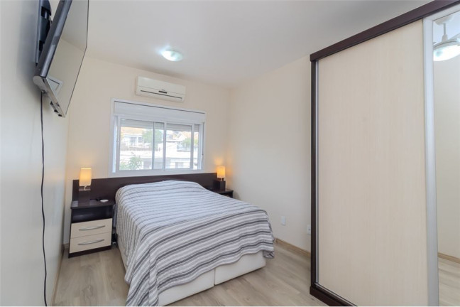 Imagem Casa com 3 Quartos à Venda, 109 m² em Lomba Do Pinheiro - Porto Alegre