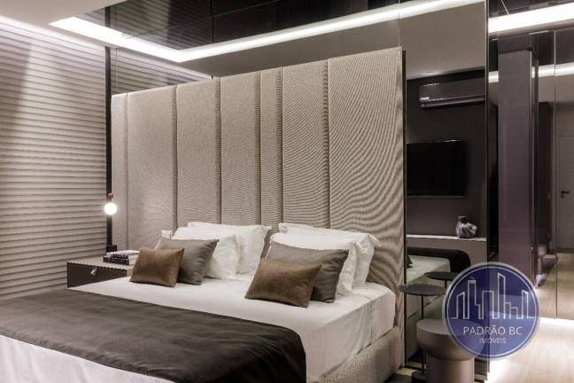 Imagem Cobertura com 4 Quartos à Venda, 330 m² em Bigorrilho - Curitiba Imagem Cobertura com 4 Quartos à Venda, 330 m² em Bigorrilho - Curitiba