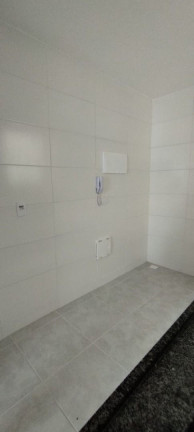 Imagem Imóvel com 2 Quartos à Venda, 45 m² em Cascata Do Imbuí - Teresópolis