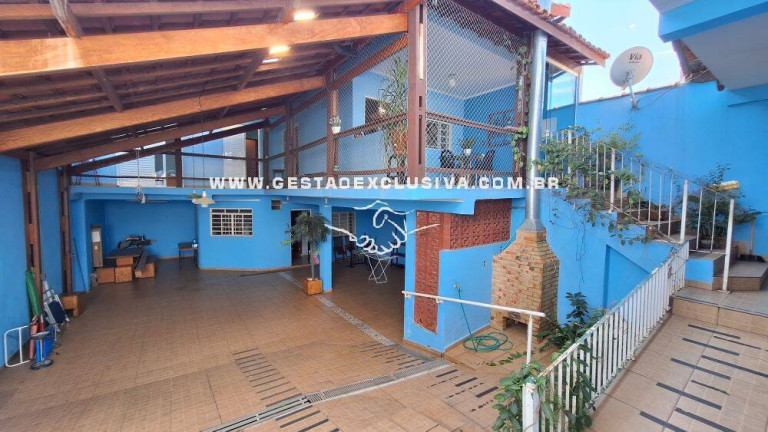 Imagem Casa com 4 Quartos à Venda, 250 m² em Vila Brasileira - Itatiba Imagem Casa com 4 Quartos à Venda, 250 m² em Vila Brasileira - Itatiba