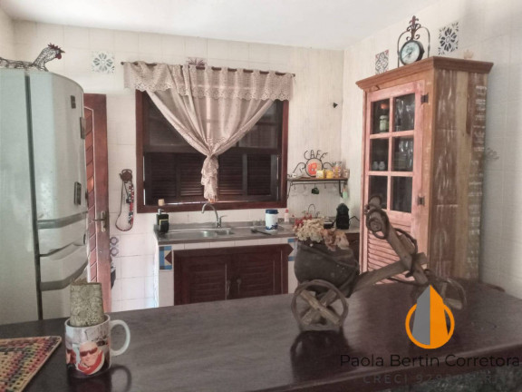Imagem Casa com 5 Quartos à Venda, 380 m² em Recanto De Itaipuaçu (itaipuaçu) - Maricá Imagem Casa com 5 Quartos à Venda, 380 m² em Recanto De Itaipuaçu (itaipuaçu) - Maricá