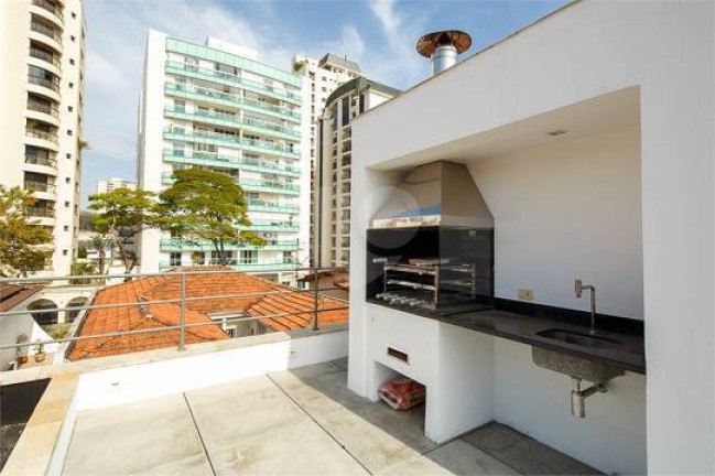 Imagem Casa com 3 Quartos à Venda, 220 m² em Campo Belo - São Paulo