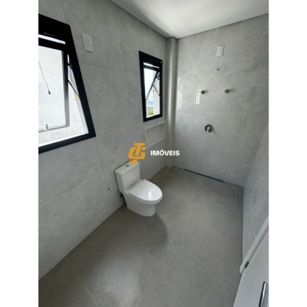 Imagem Casa com 3 Quartos à Venda, 251 m² em Caledônia - Camboriú Imagem Casa com 3 Quartos à Venda, 251 m² em Caledônia - Camboriú