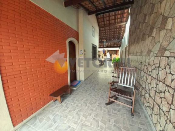Imagem Casa com 3 Quartos à Venda, 165 m²