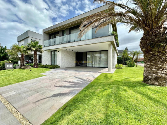 Casa com 5 Quartos à Venda, 393 m² em Condominio La Plage - Xangri-lá