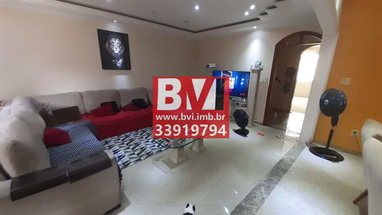 Imagem Casa com 3 Quartos à Venda, 243 m² em Vila Da Penha - Rio De Janeiro Imagem Casa com 3 Quartos à Venda, 243 m² em Vila Da Penha - Rio De Janeiro