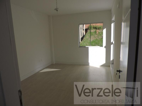 Imagem Casa com 3 Quartos à Venda, 175 m² em Praia Dos Amores - Balneário Camboriú Imagem Casa com 3 Quartos à Venda, 175 m² em Praia Dos Amores - Balneário Camboriú
