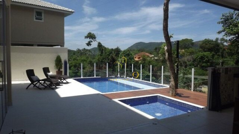 Casa de Condomínio com 4 Quartos à Venda, 400 m² em Sape - Niterói