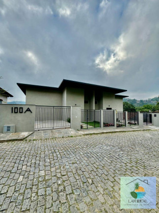 Imagem Casa com 3 Quartos à Venda, 1.000 m² em Lago Quitandinha - Petrópolis Imagem Casa com 3 Quartos à Venda, 1.000 m² em Lago Quitandinha - Petrópolis
