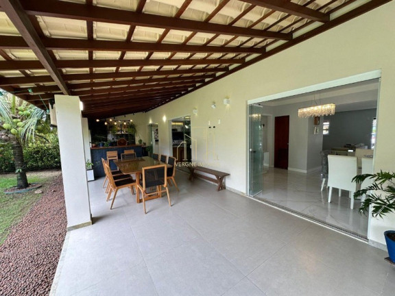 Imagem Imóvel com 4 Quartos à Venda, 270 m² em Itapoan - Salvador Imagem Imóvel com 4 Quartos à Venda, 270 m² em Itapoan - Salvador