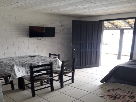 Imagem Imóvel com 6 Quartos à Venda, 250 m² em Praia Do Rosa - Imbituba Imagem Imóvel com 6 Quartos à Venda, 250 m² em Praia Do Rosa - Imbituba