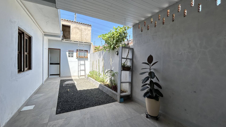 Imagem Casa com 2 Quartos à Venda, 57 m² em Igara - Canoas